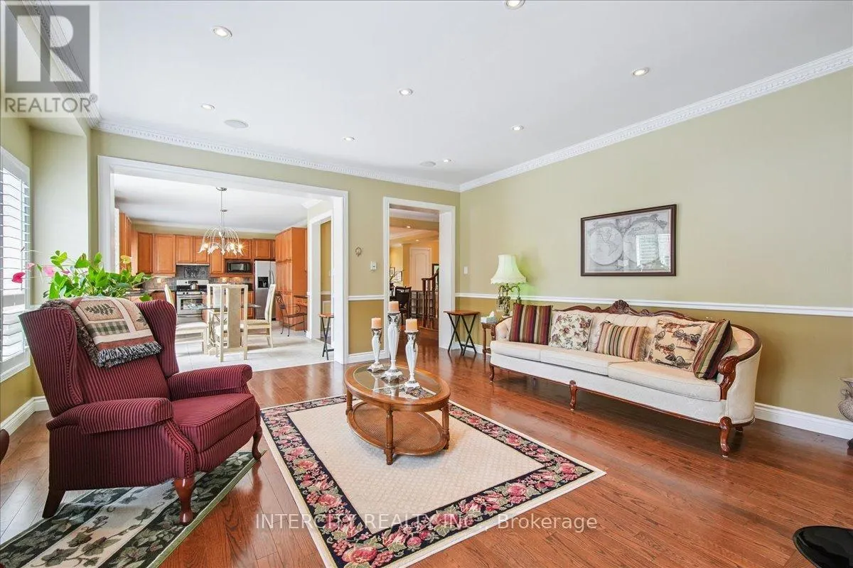 7 BUTTERWORTH DRIVE