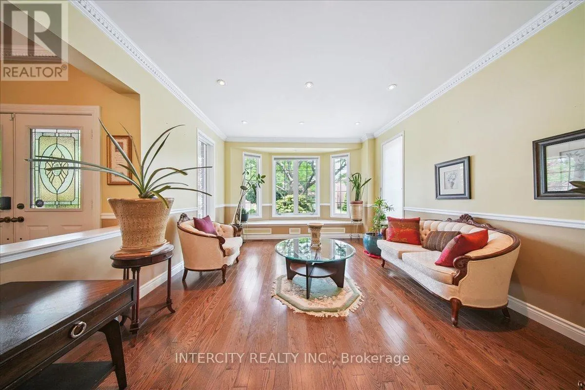 7 BUTTERWORTH DRIVE
