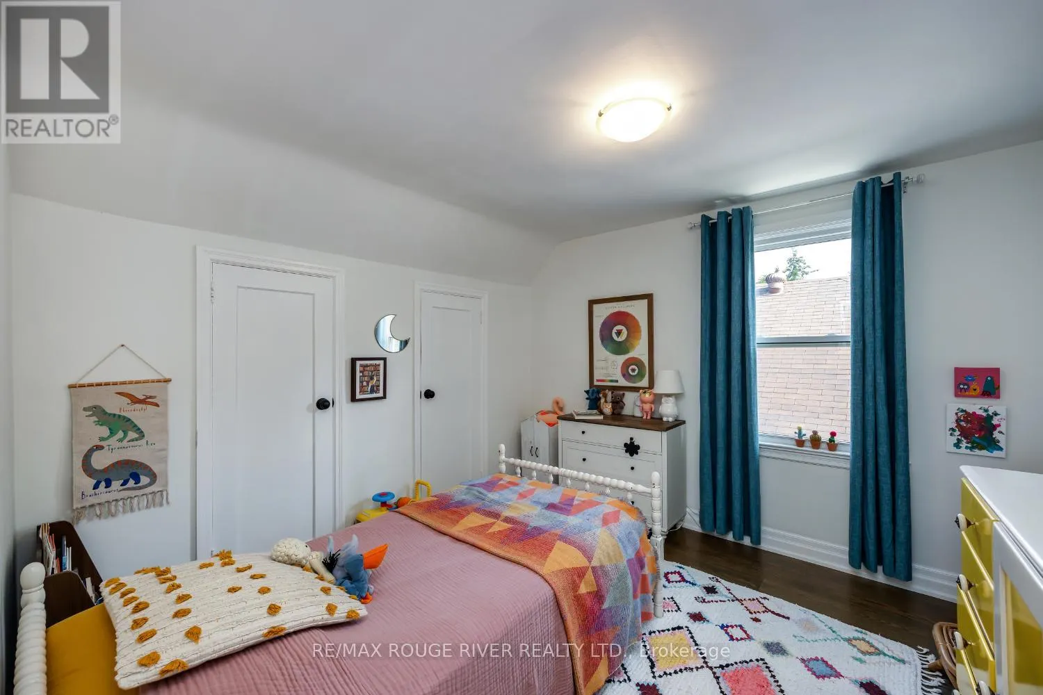 345 MASSON STREET