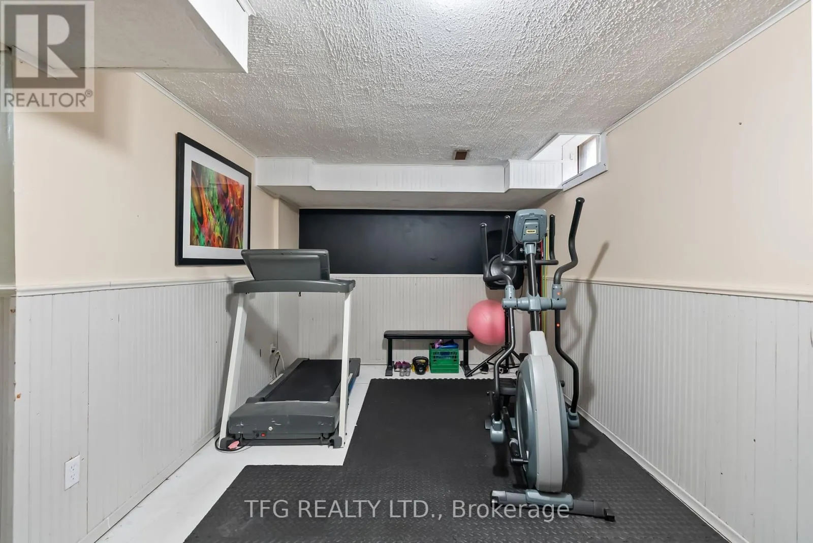 2 GOLDPINE AVENUE