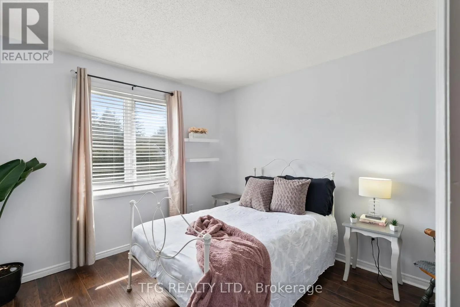 2 GOLDPINE AVENUE