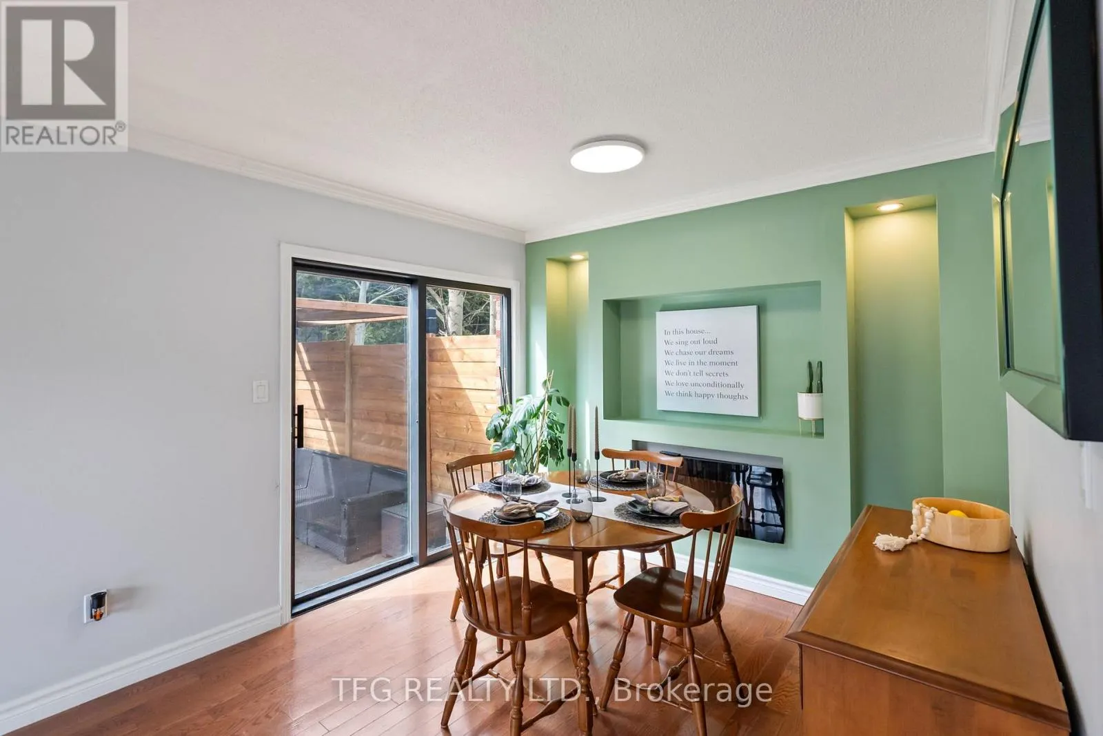 2 GOLDPINE AVENUE