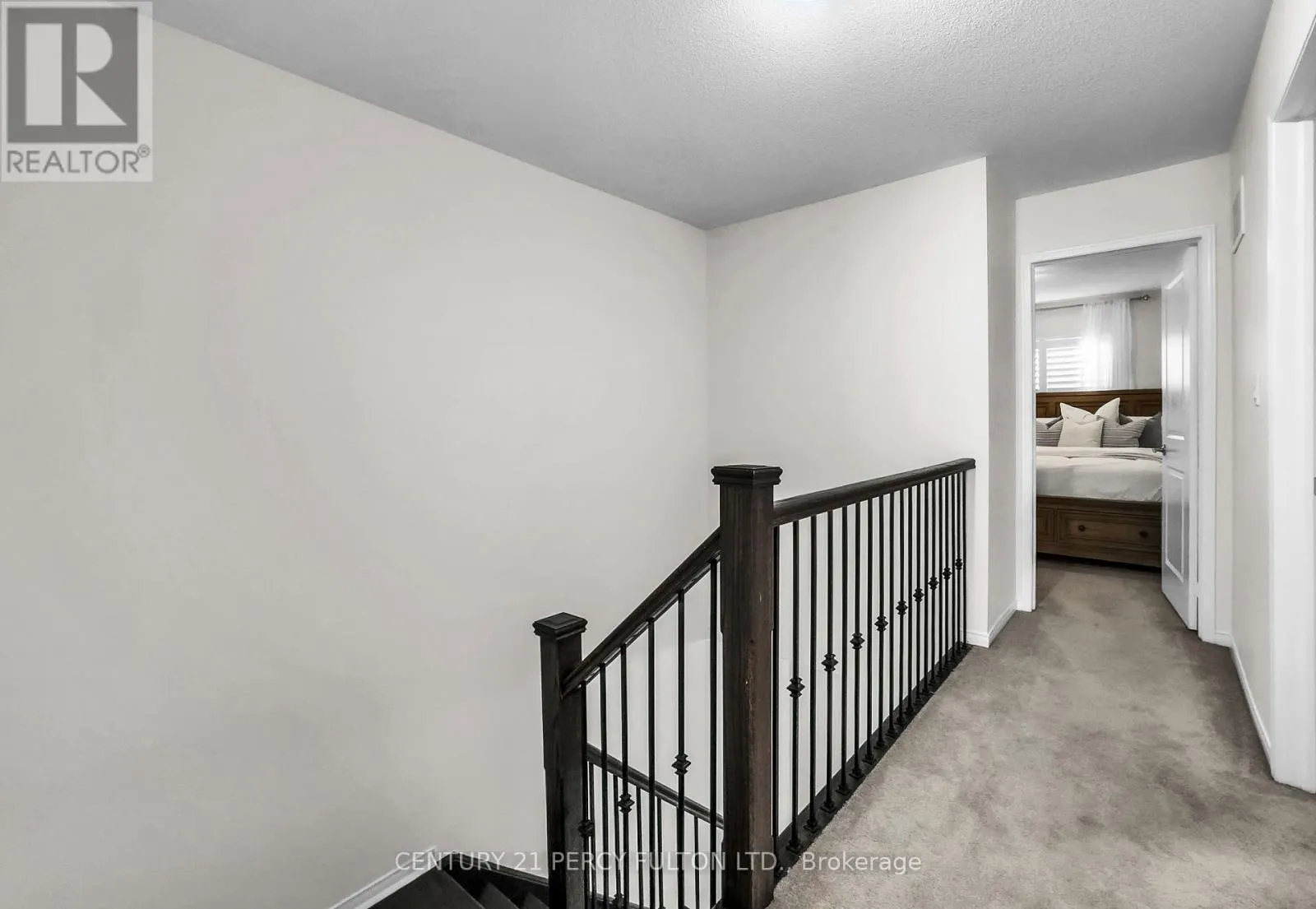 49 RIMROCK CRESCENT