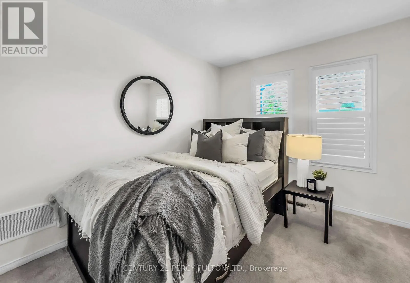 49 RIMROCK CRESCENT
