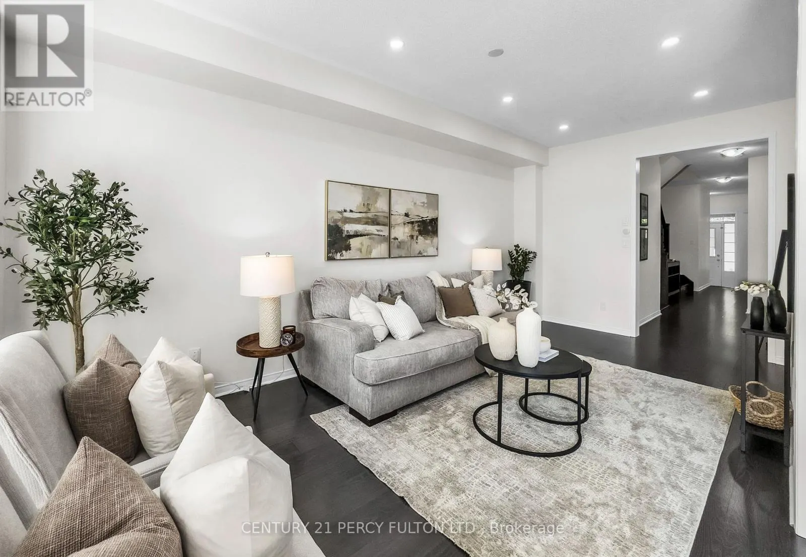 49 RIMROCK CRESCENT