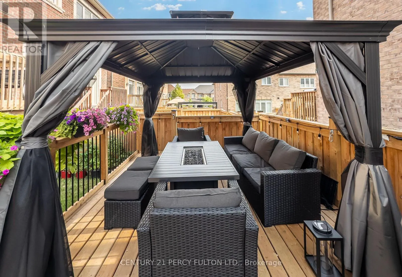 49 RIMROCK CRESCENT
