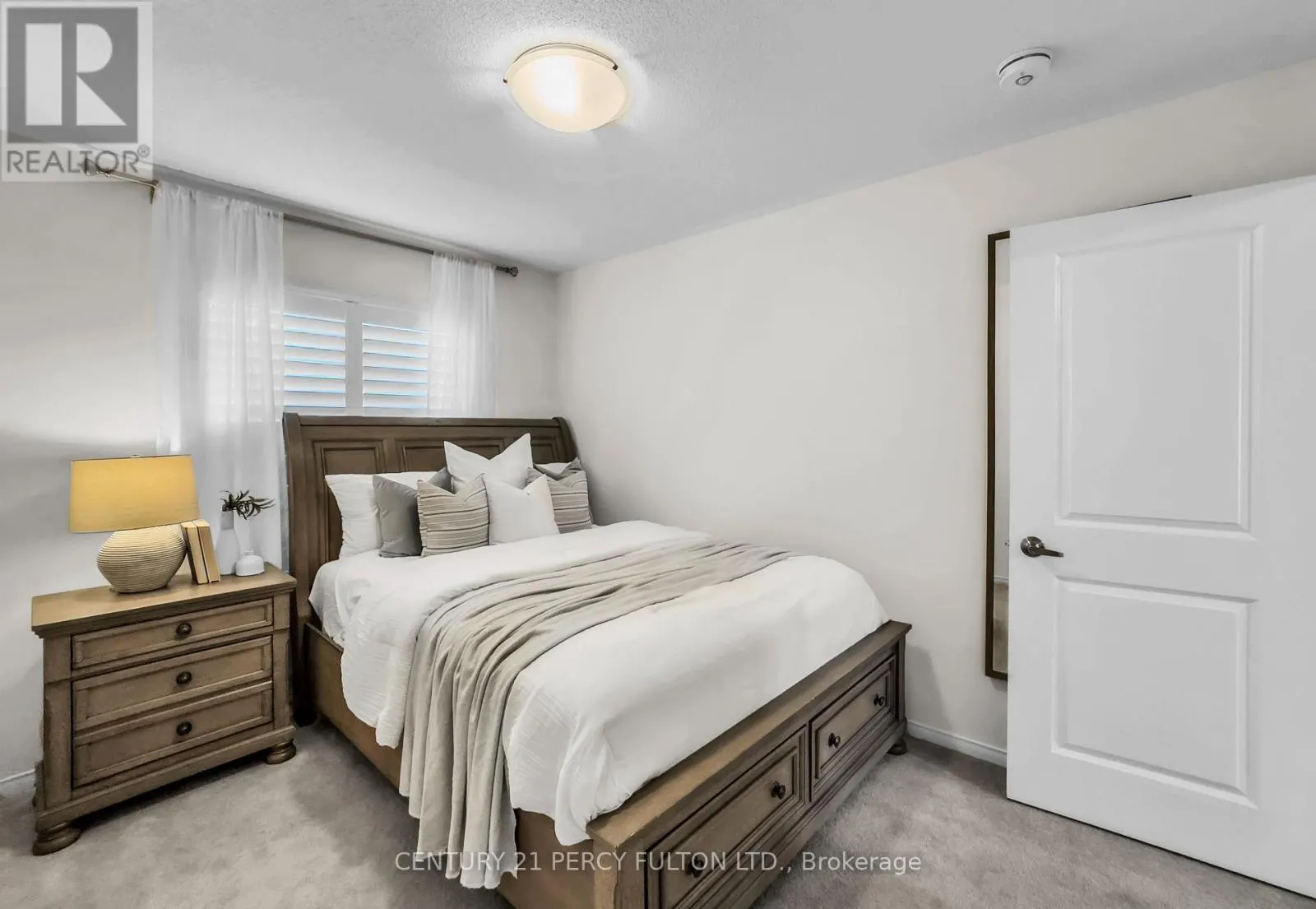 49 RIMROCK CRESCENT