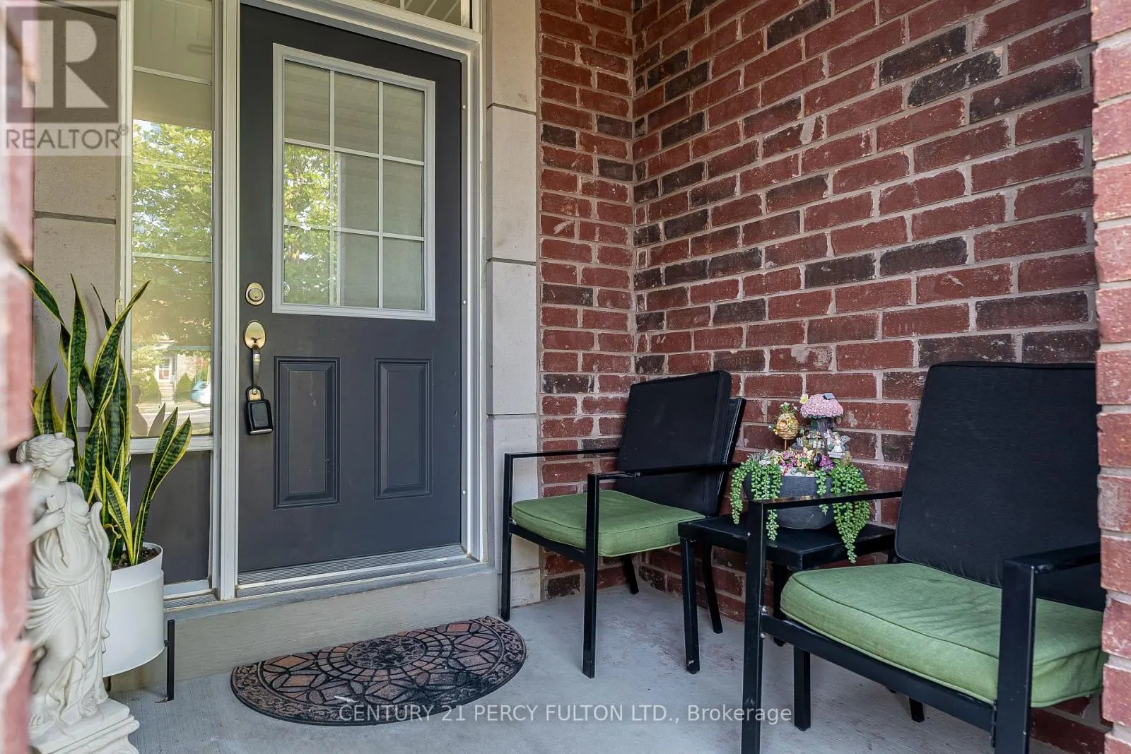 49 RIMROCK CRESCENT
