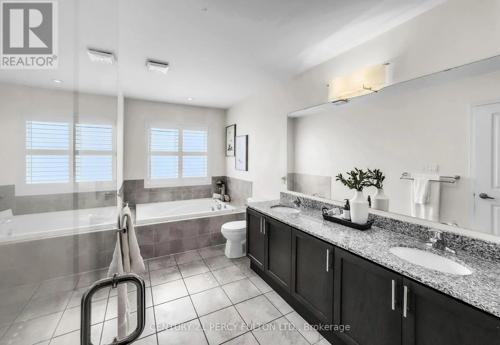 49 RIMROCK CRESCENT