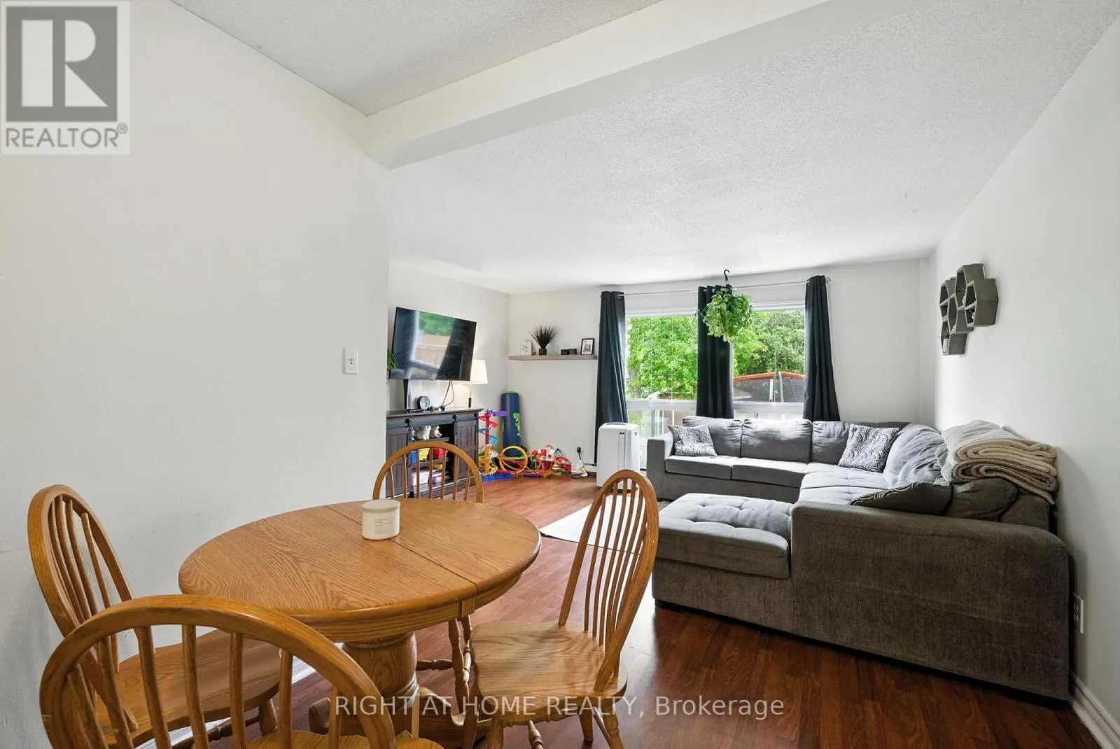331 PHILLIP MURRAY AVENUE