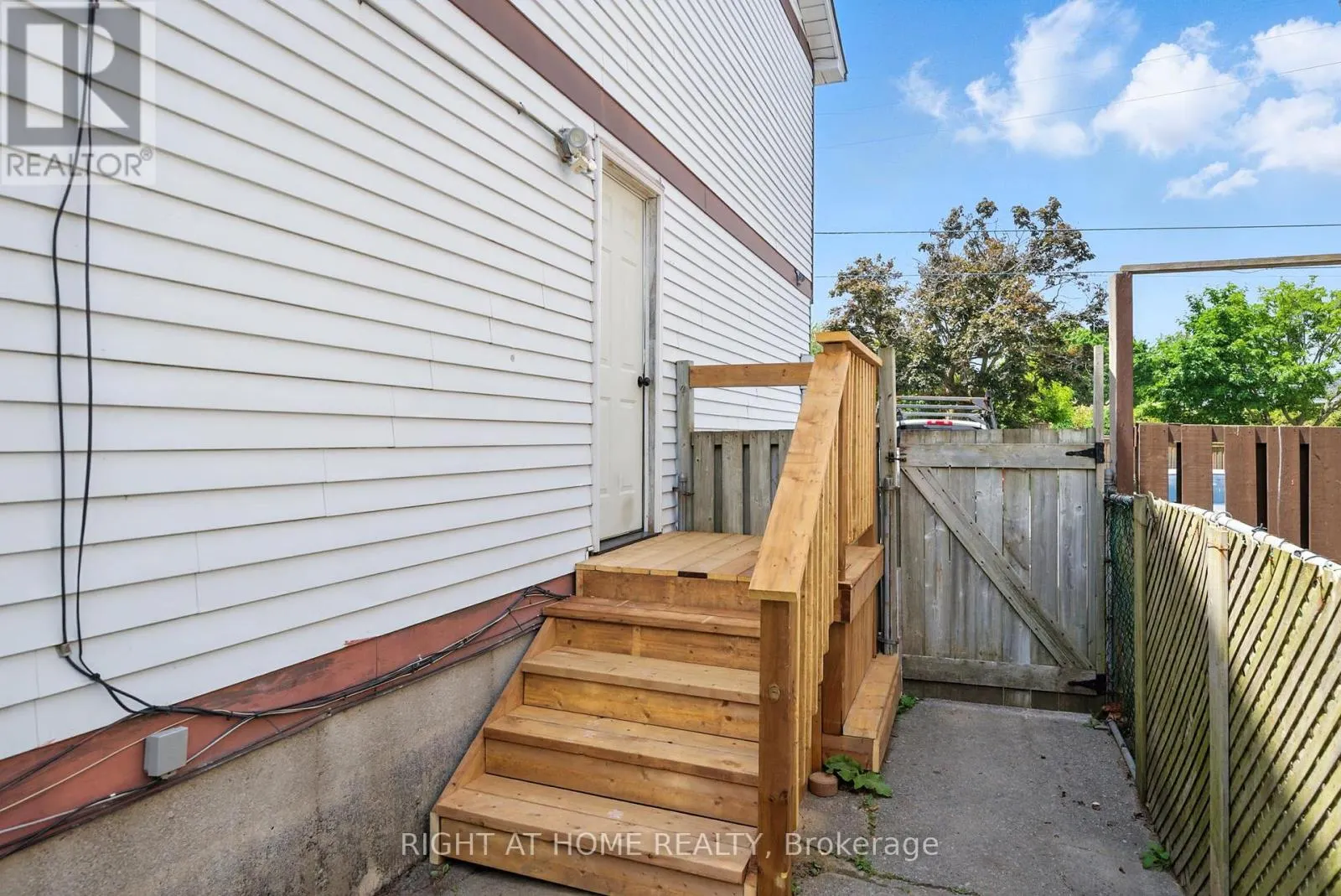 331 PHILLIP MURRAY AVENUE