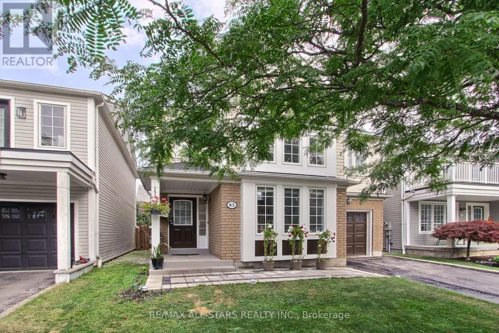 85 HANDLEY CRESCENT