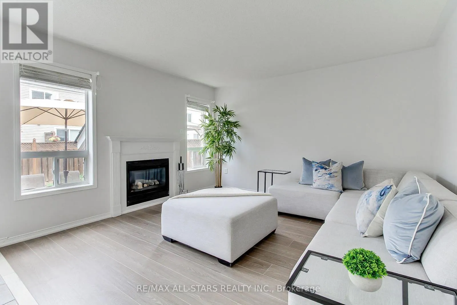 85 HANDLEY CRESCENT