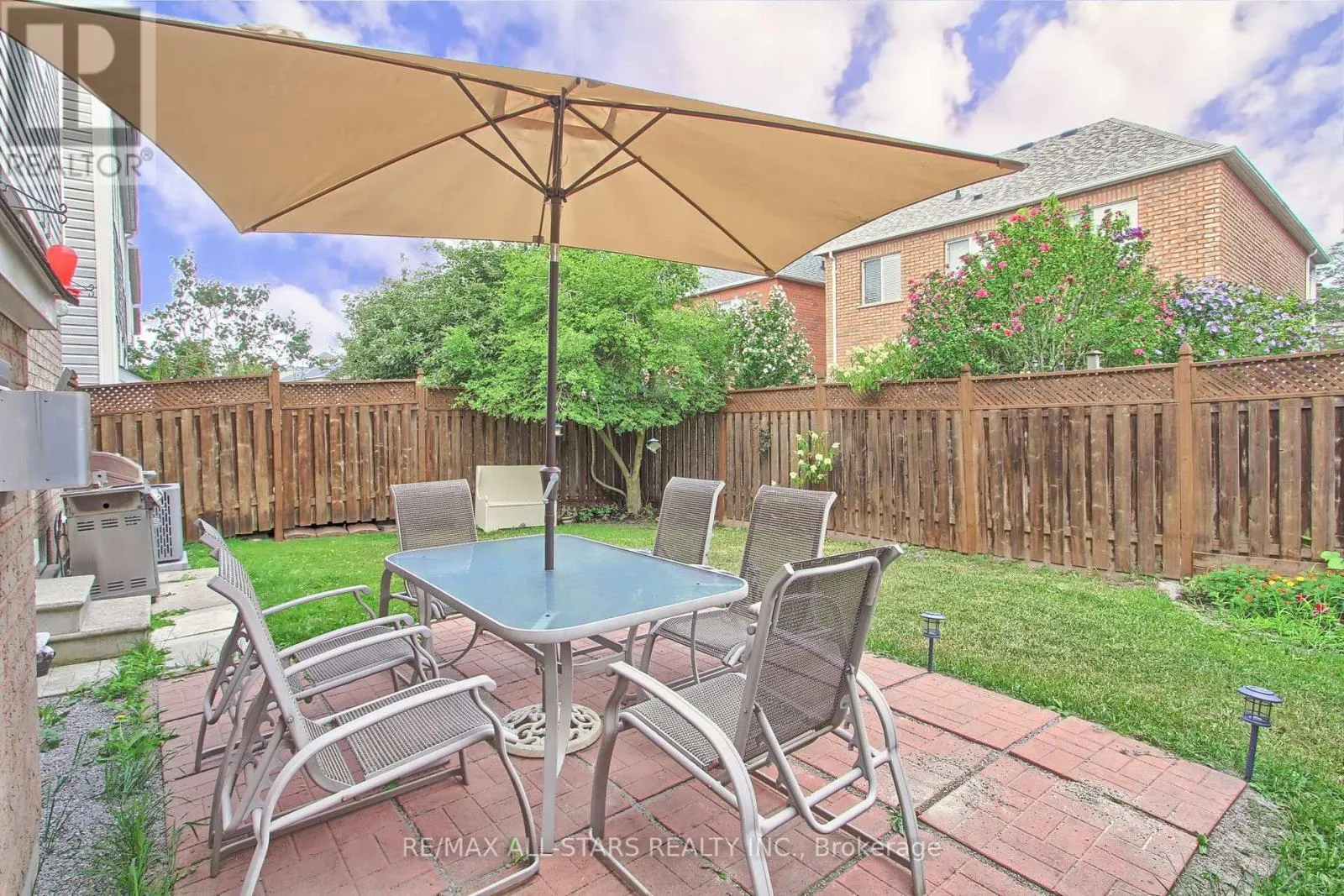 85 HANDLEY CRESCENT