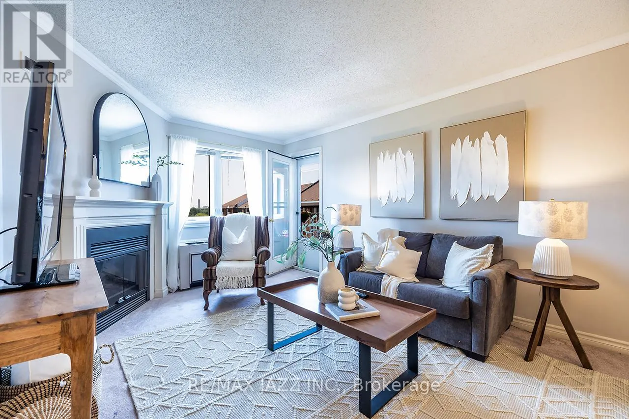 411 - 195 LAKE DRIVEWAY W, #411