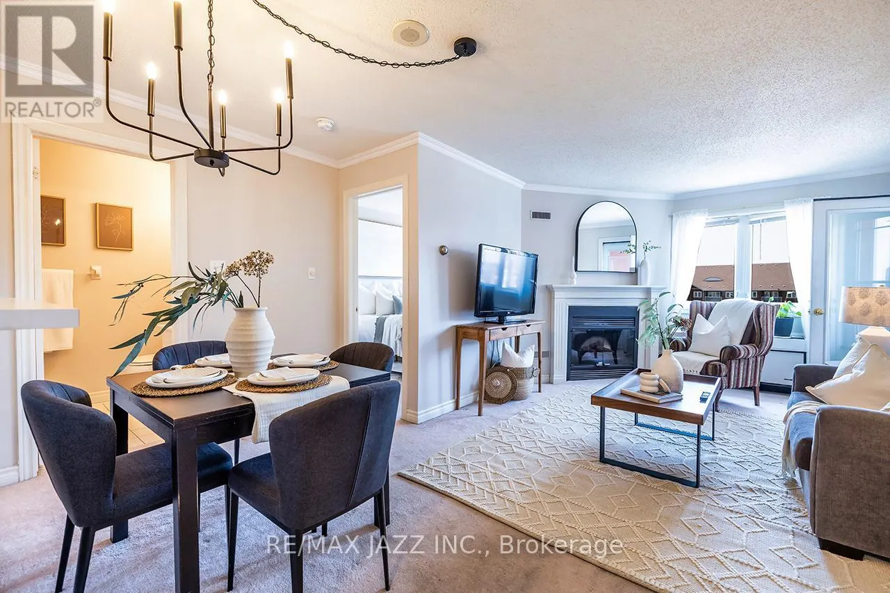 411 - 195 LAKE DRIVEWAY W, #411
