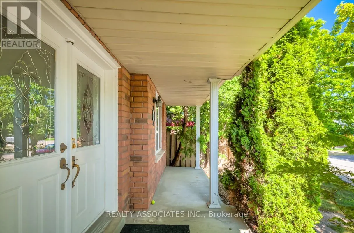 30 CATKINS CRESCENT