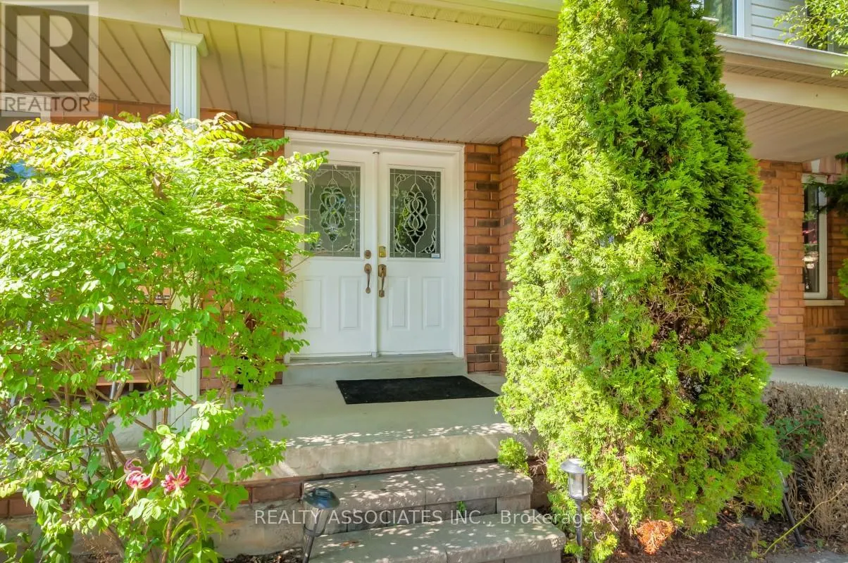 30 CATKINS CRESCENT
