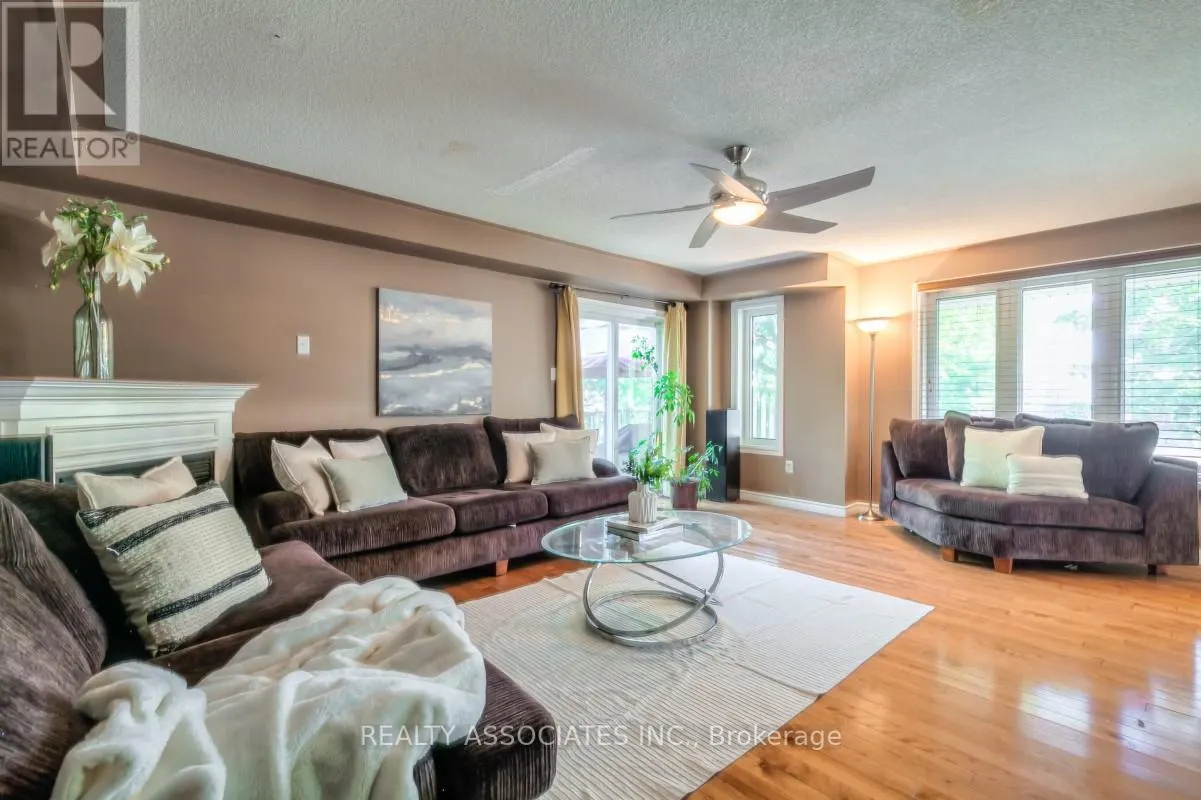 30 CATKINS CRESCENT
