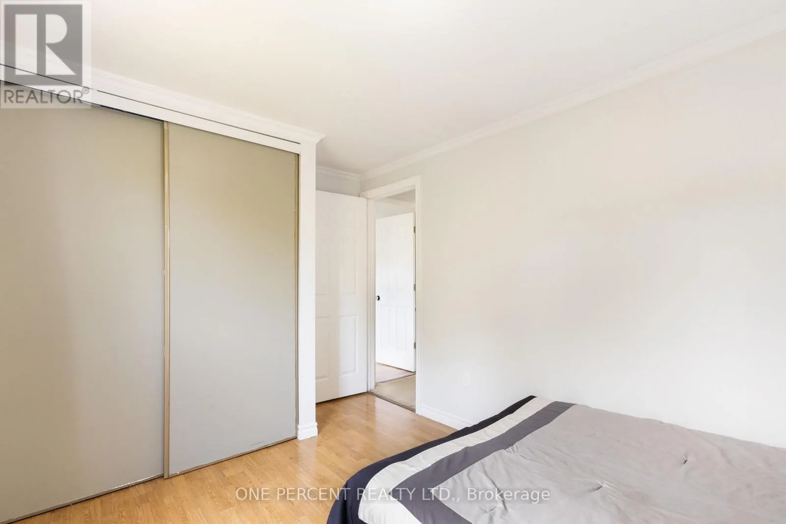 11 BEECROFT COURT