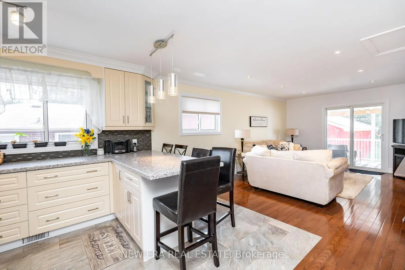 258 NIPIGON STREET