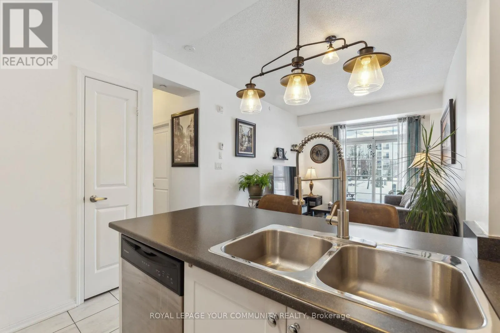 102 - 80 ASPEN SPRINGS DRIVE