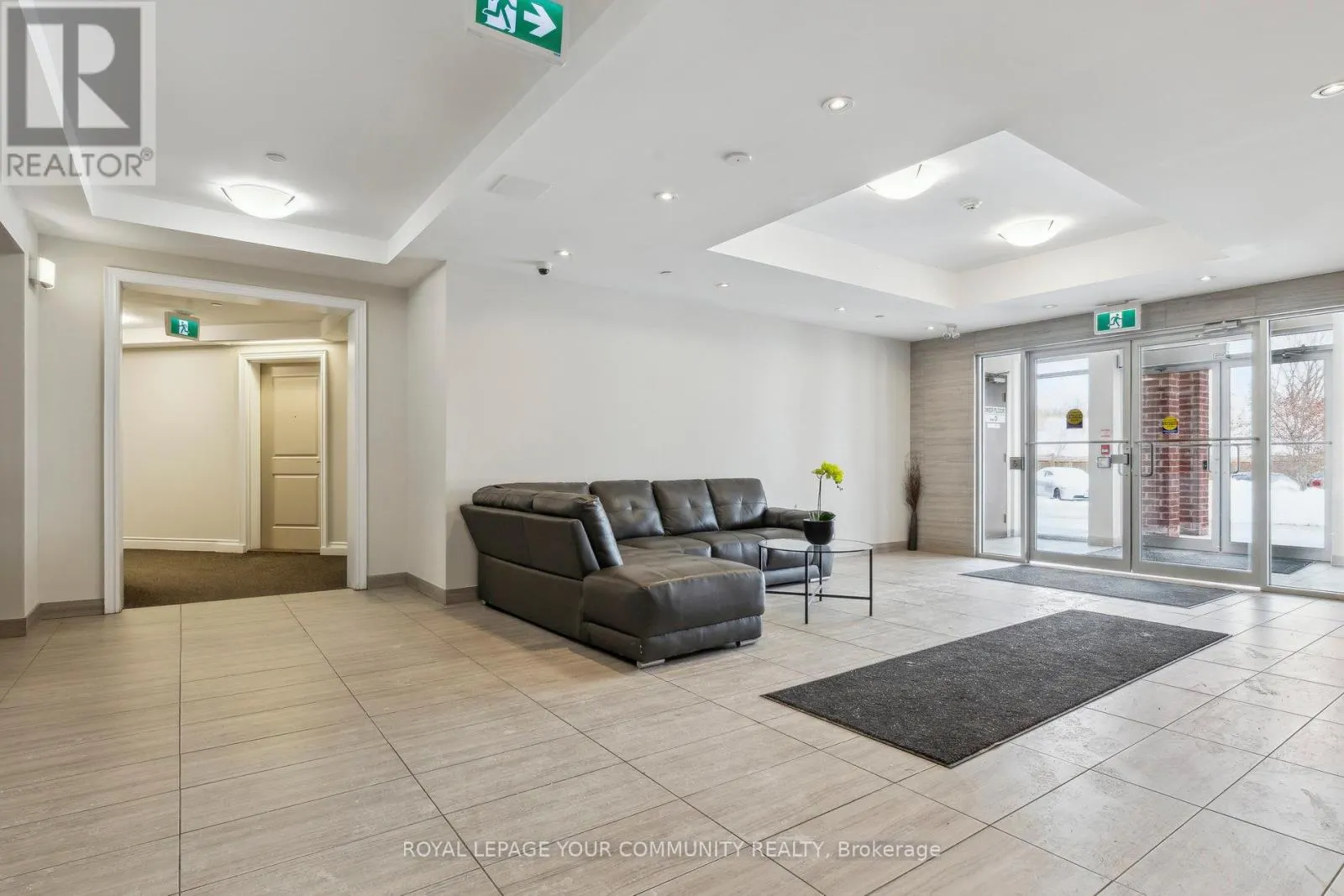 102 - 80 ASPEN SPRINGS DRIVE