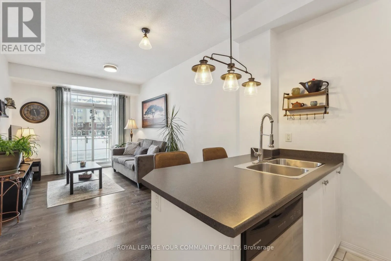 102 - 80 ASPEN SPRINGS DRIVE