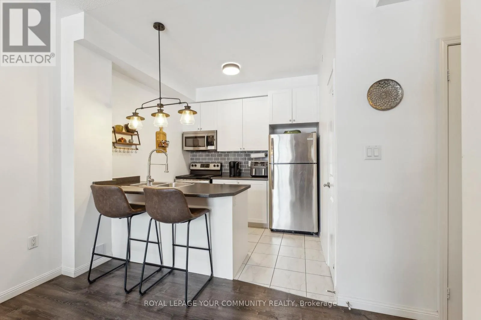 102 - 80 ASPEN SPRINGS DRIVE