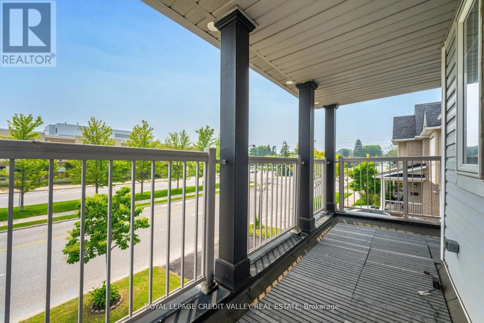 12 GREENHALF DRIVE