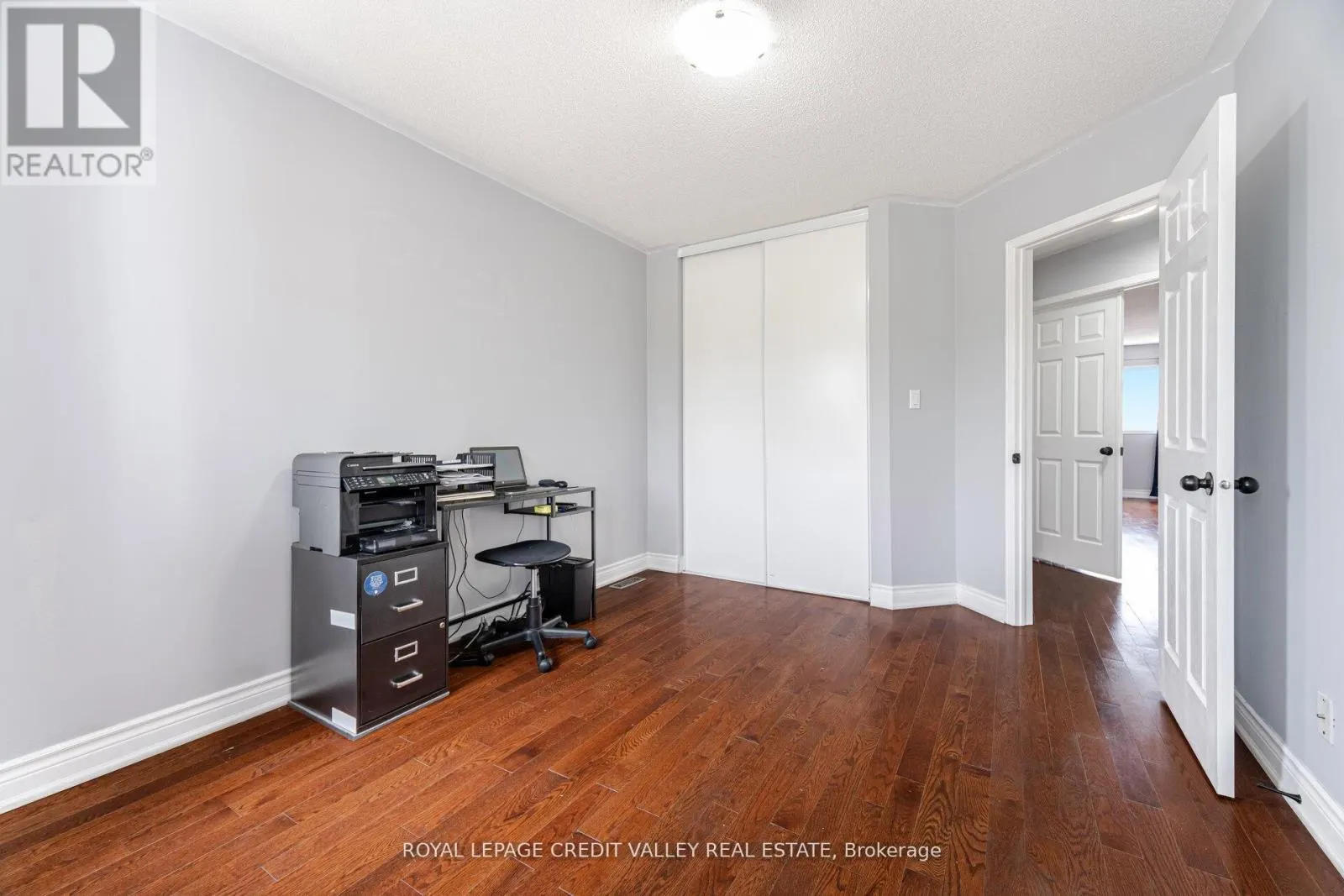 12 GREENHALF DRIVE