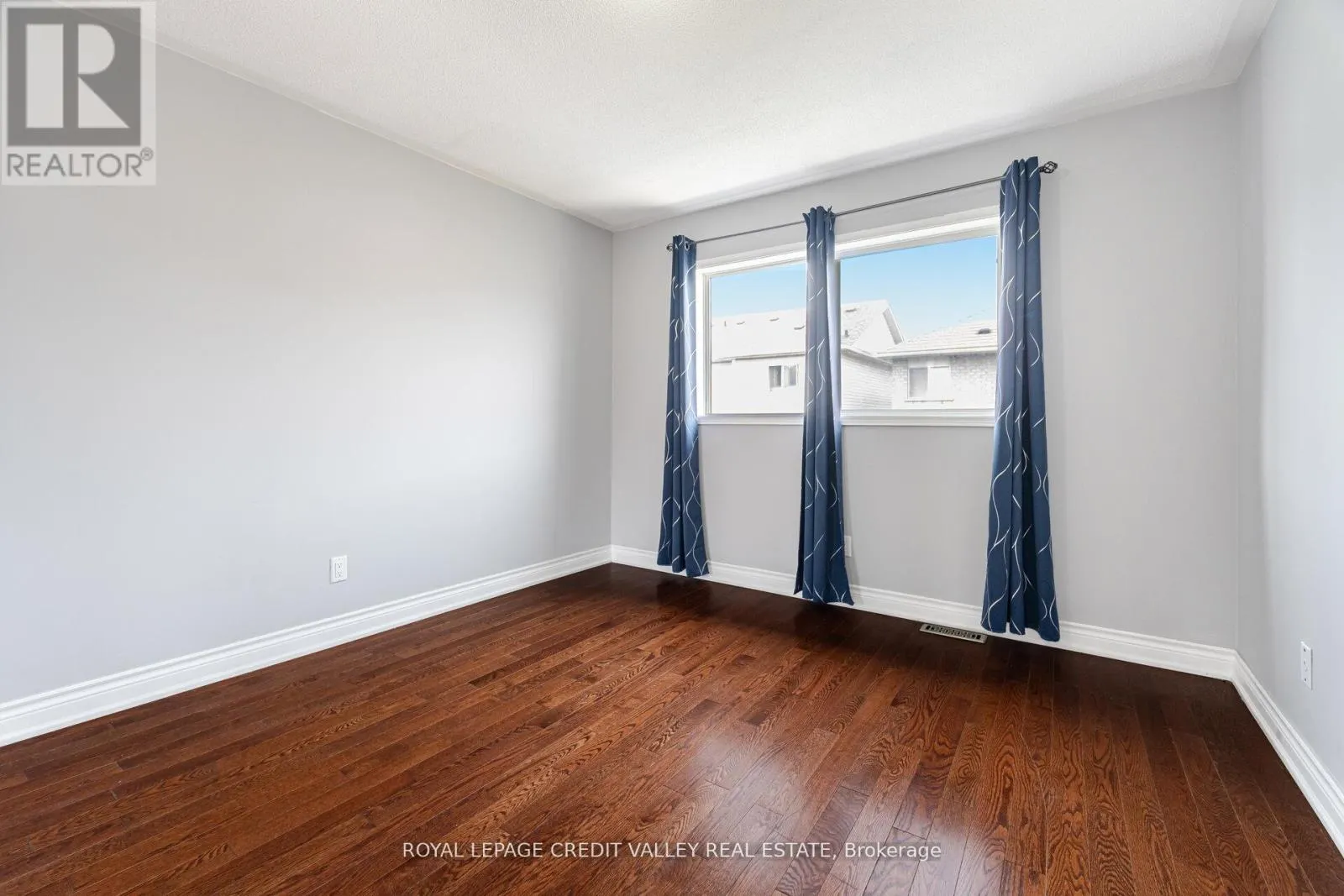 12 GREENHALF DRIVE