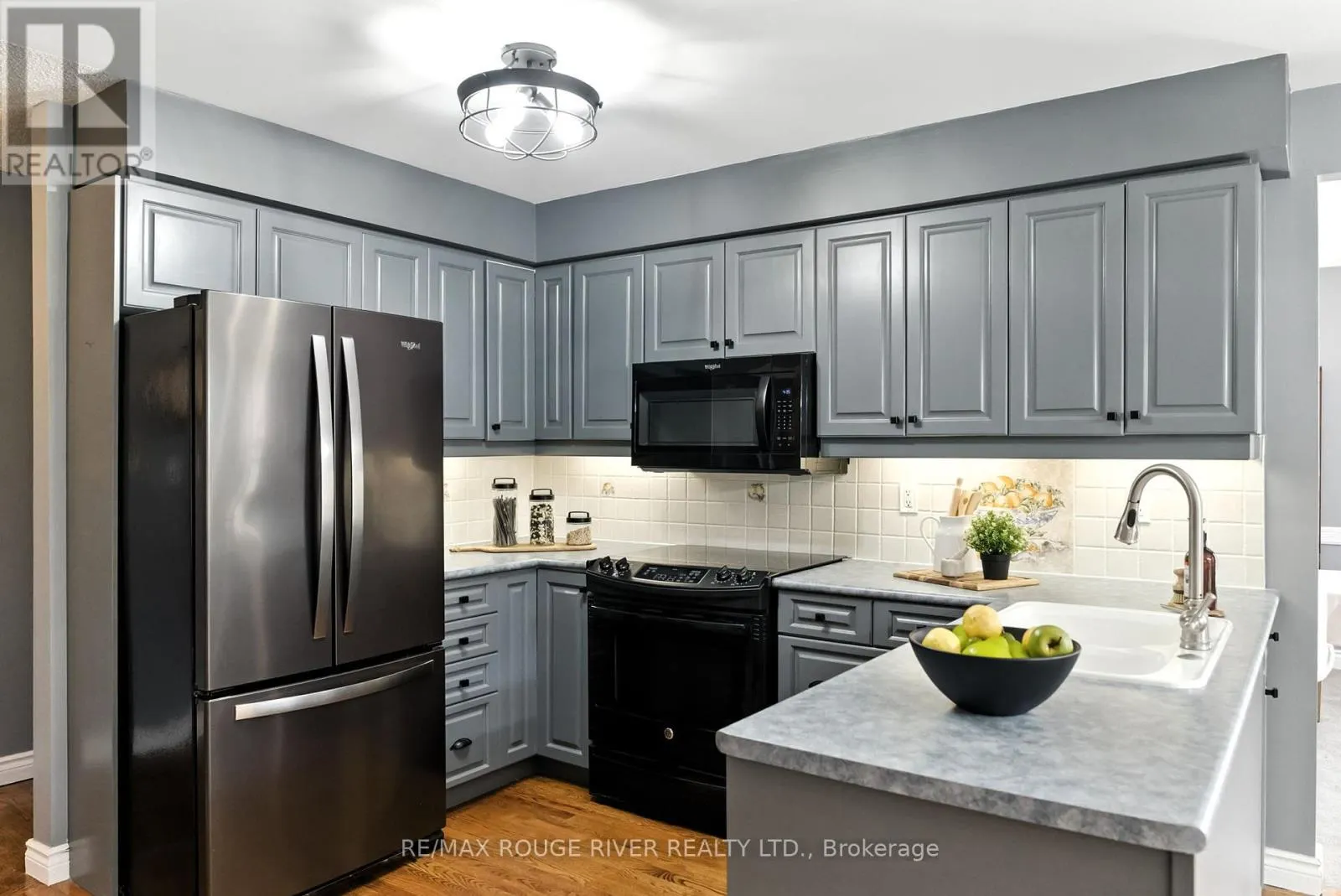 12 LIMESTONE CRESCENT