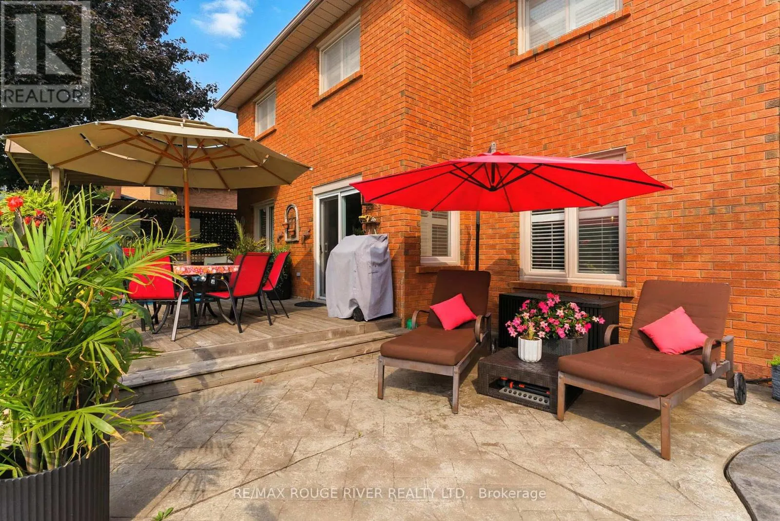 12 LIMESTONE CRESCENT