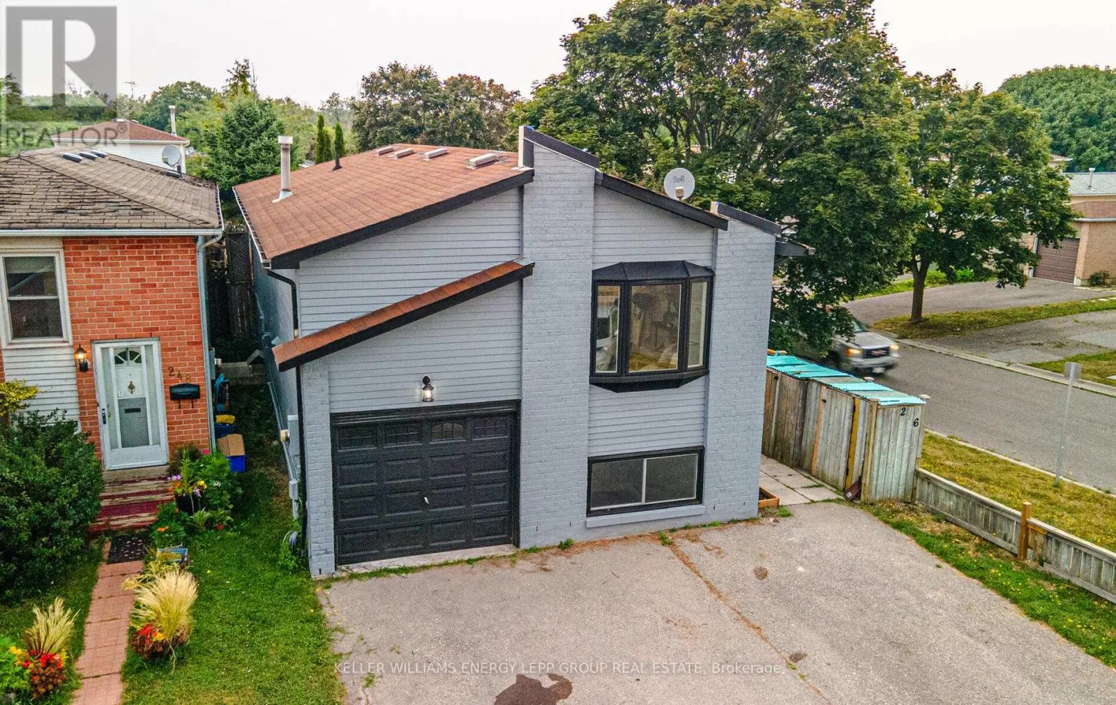 246 LAKEVIEW PARK AVENUE
