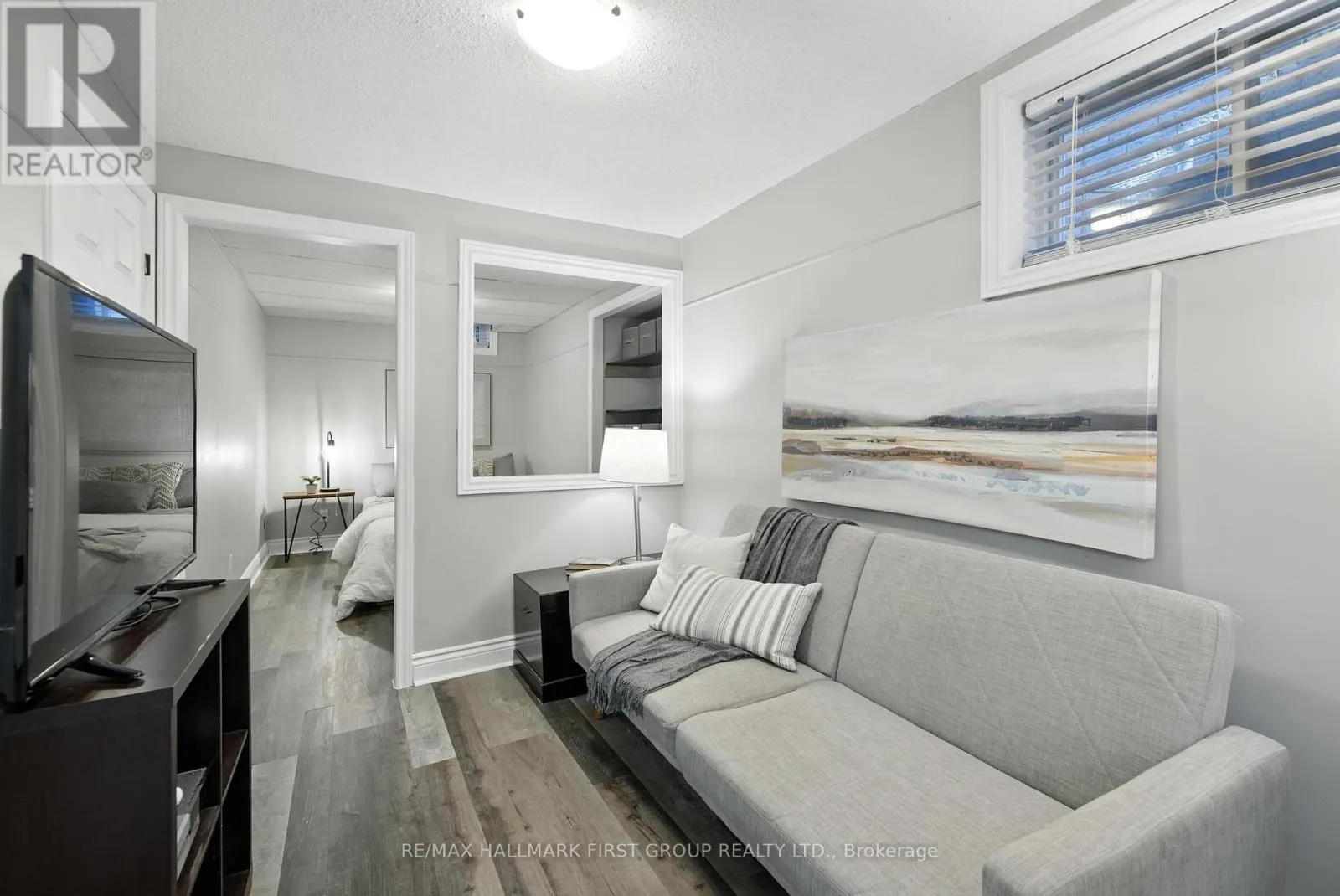 1509 STURGEON COURT
