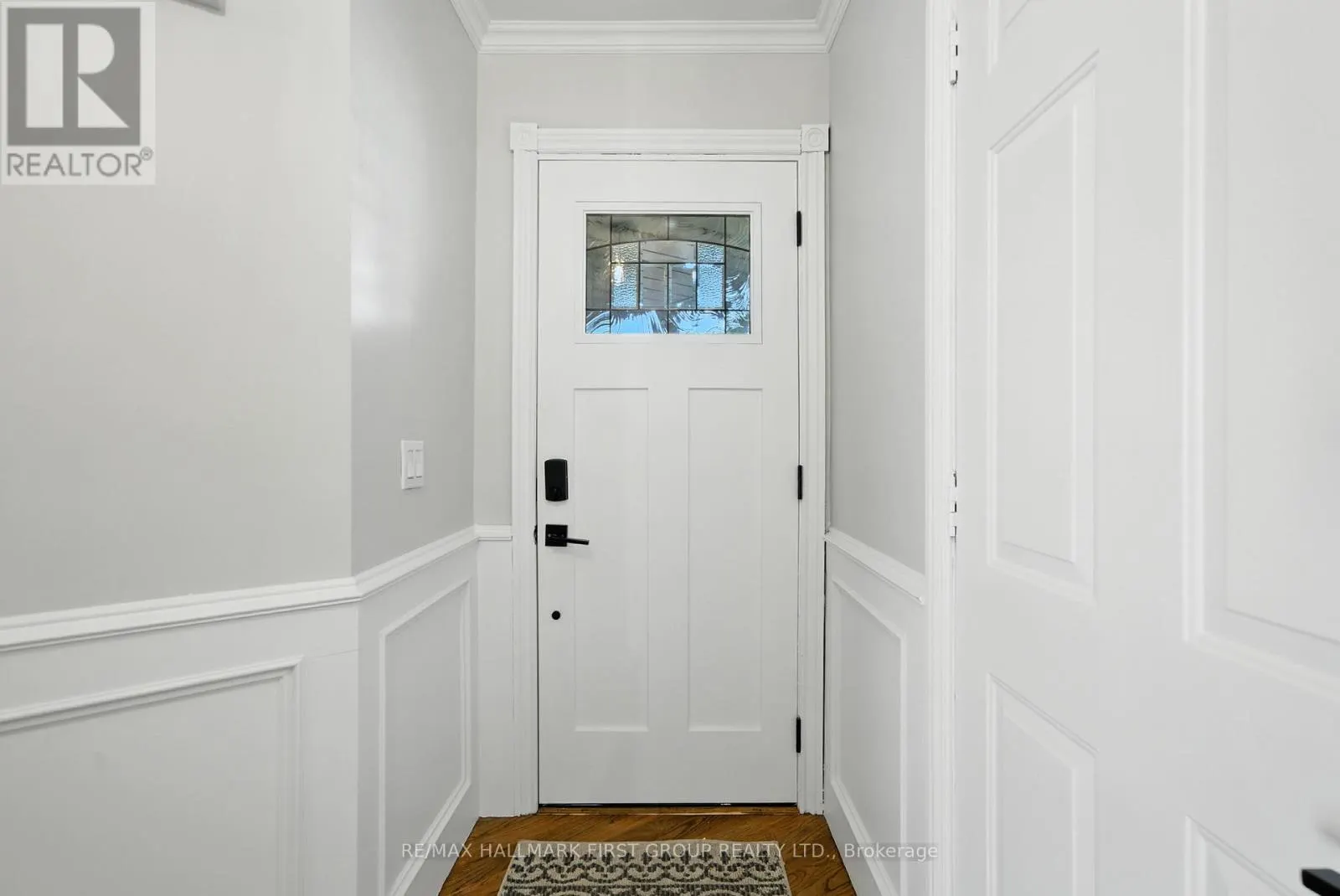 1509 STURGEON COURT