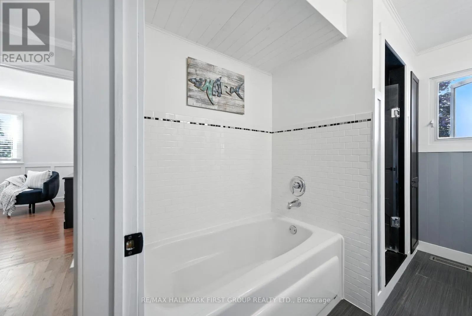 1509 STURGEON COURT
