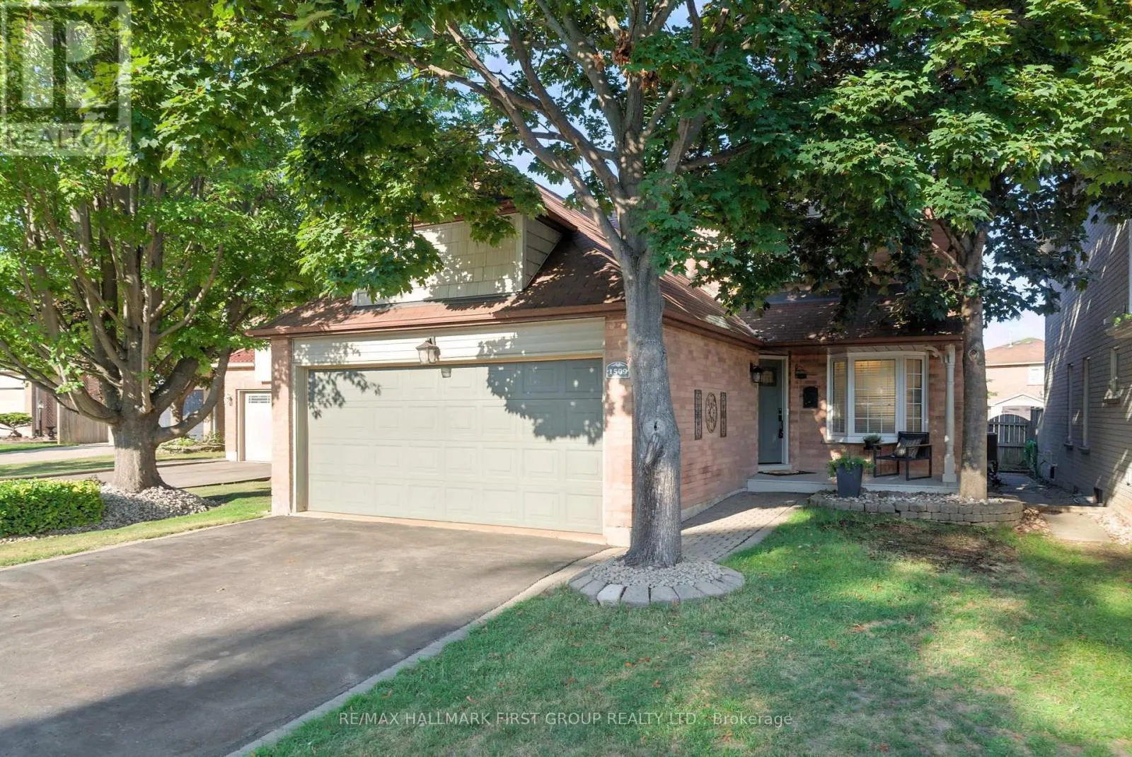 1509 STURGEON COURT