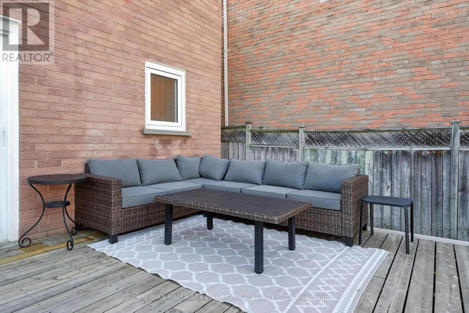 1509 STURGEON COURT