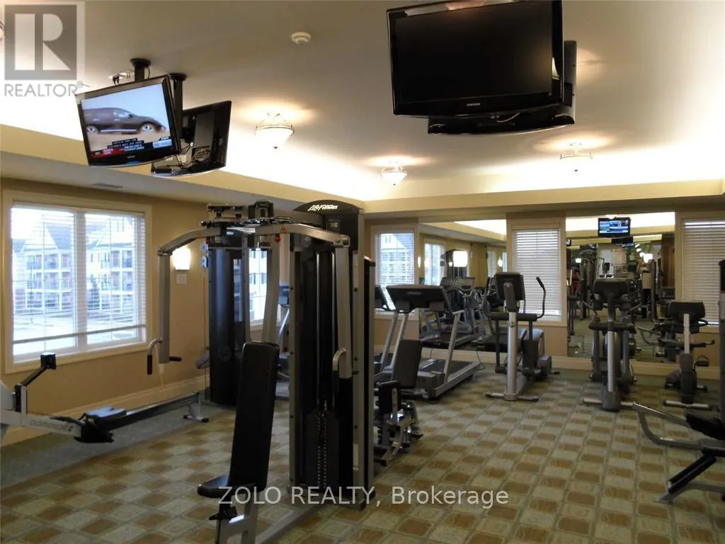 215 - 50 LAKEBREEZE DRIVE