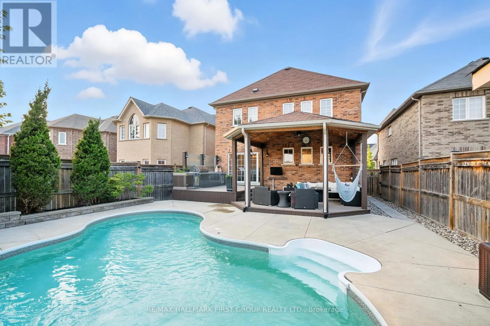 1886 RIVERTON COURT