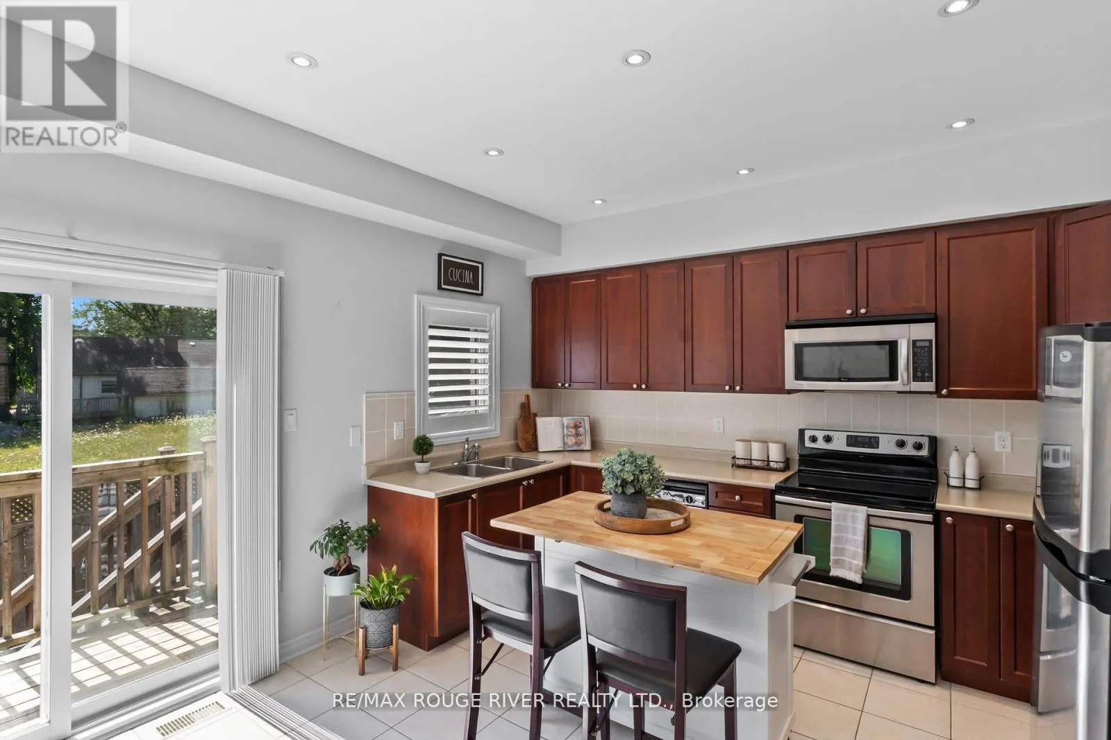 43 - 530 KINGSTON ROAD
