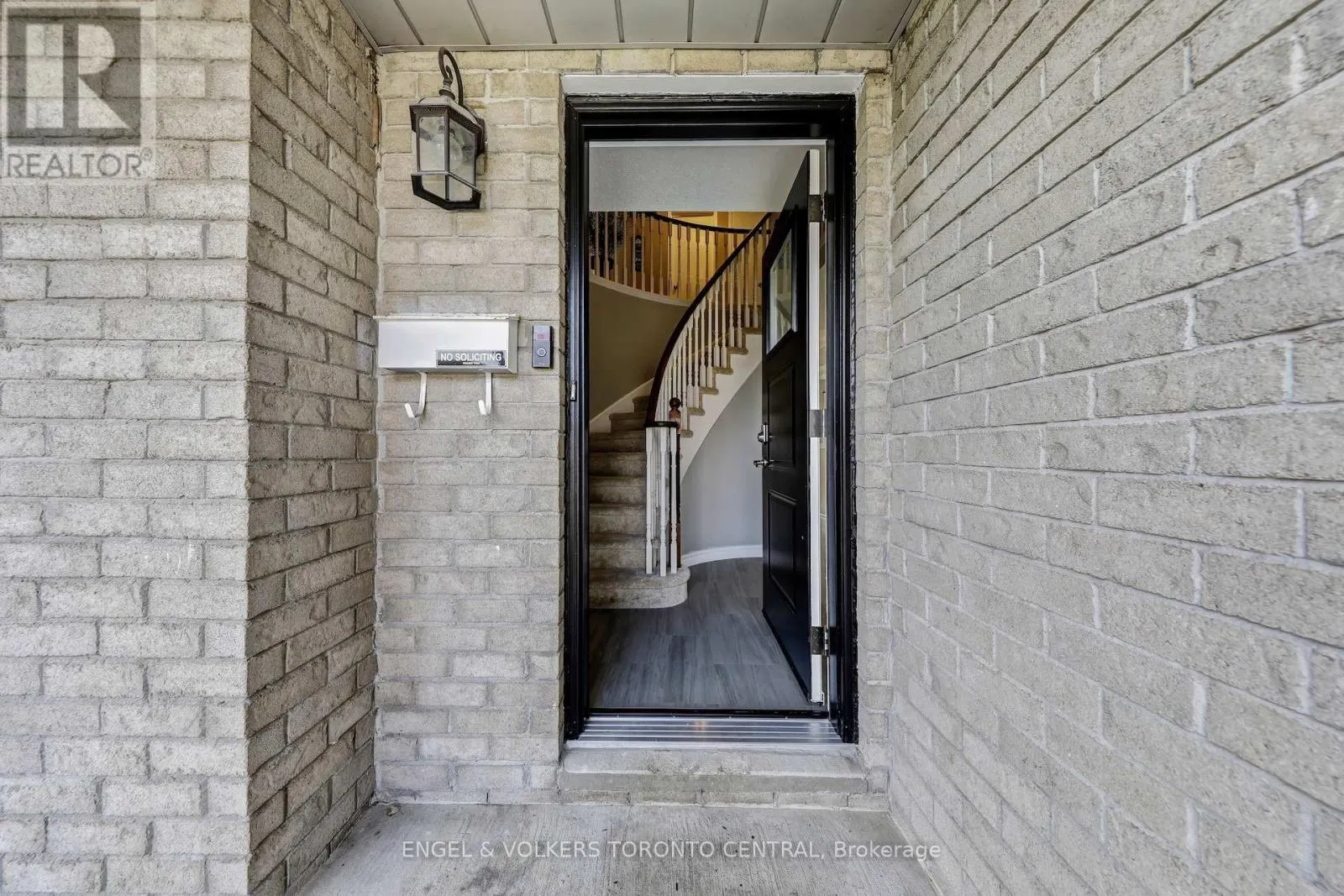 14 SOPER CREEK DRIVE