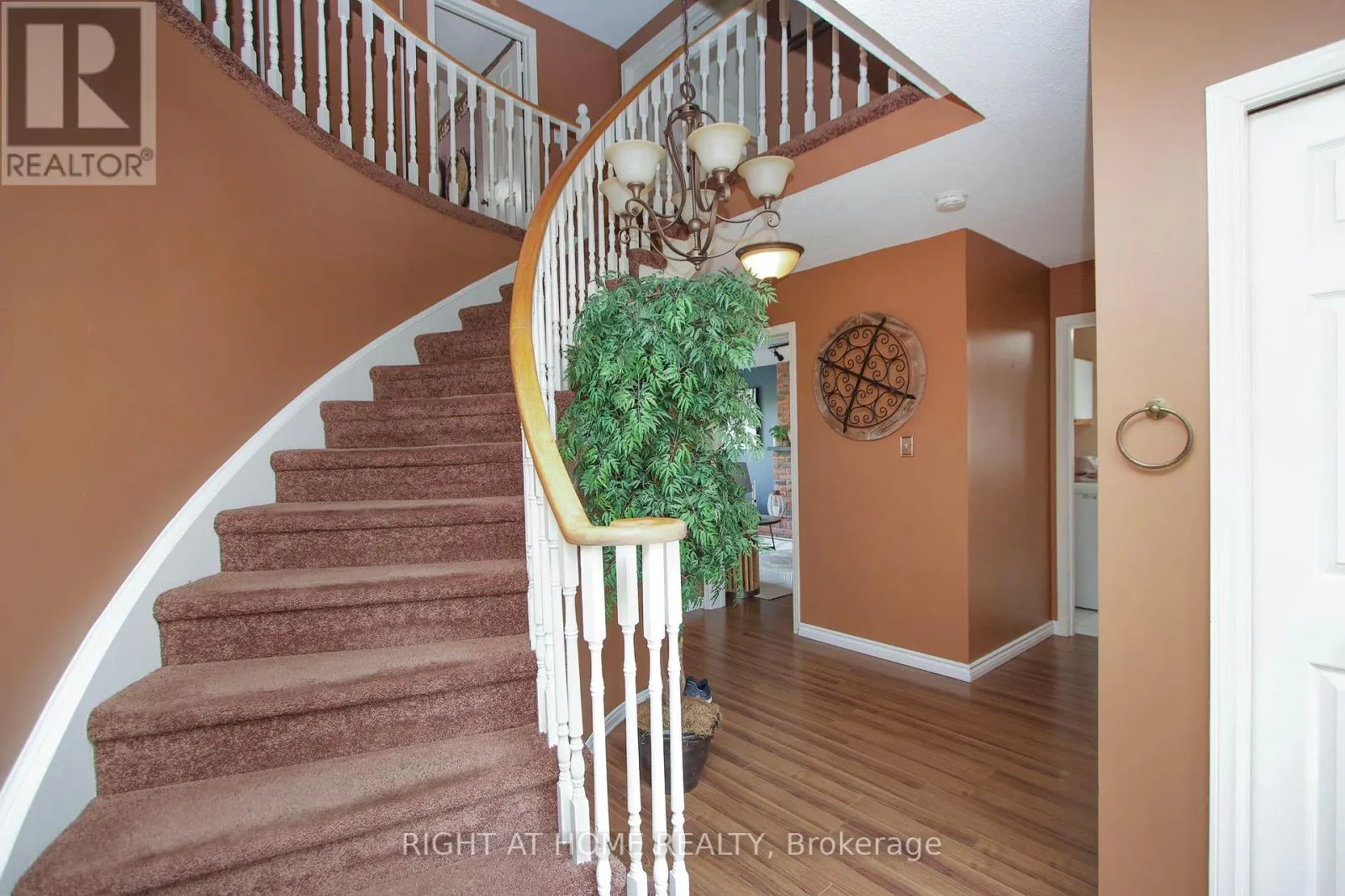 102 HIALEAH CRESCENT