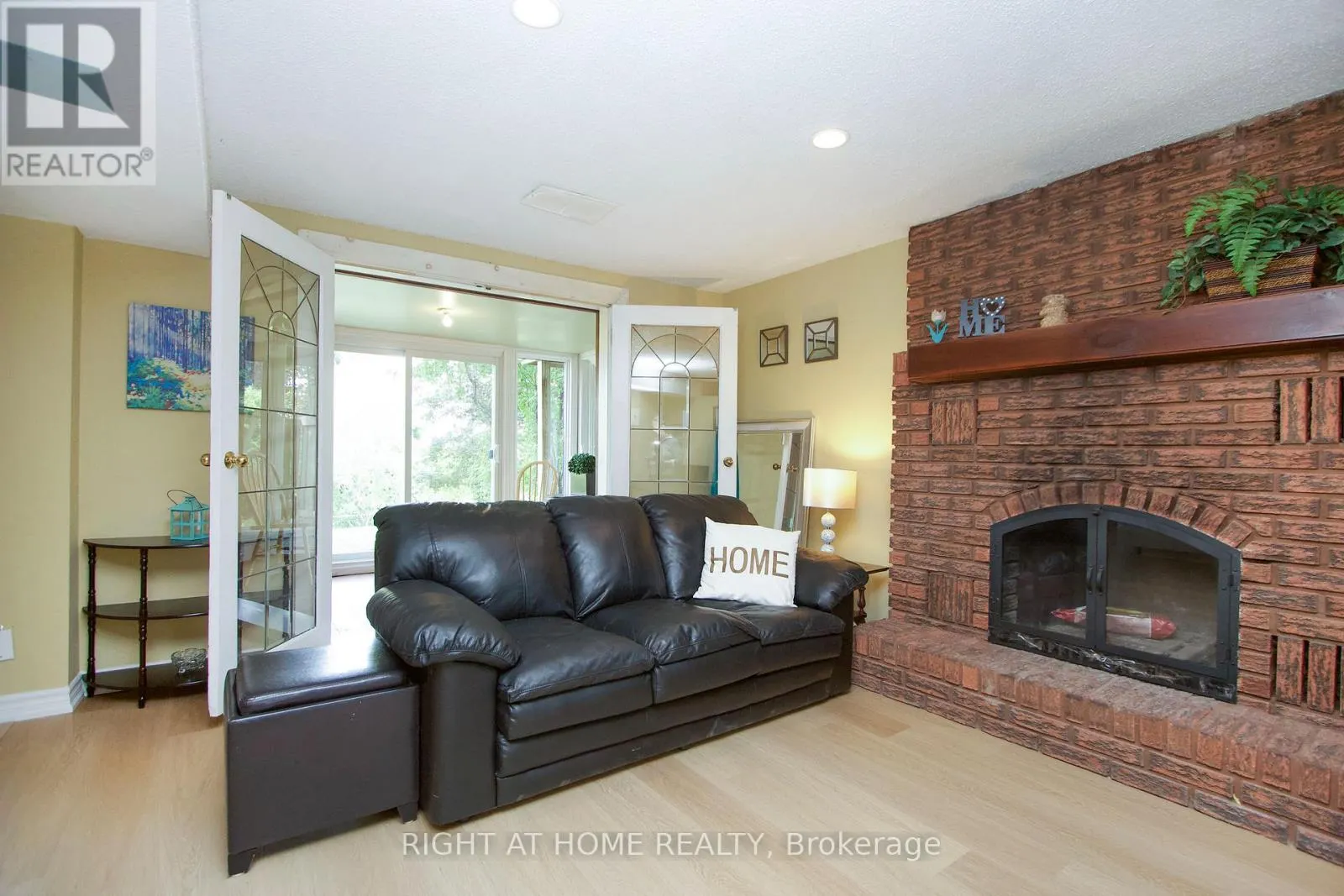 102 HIALEAH CRESCENT