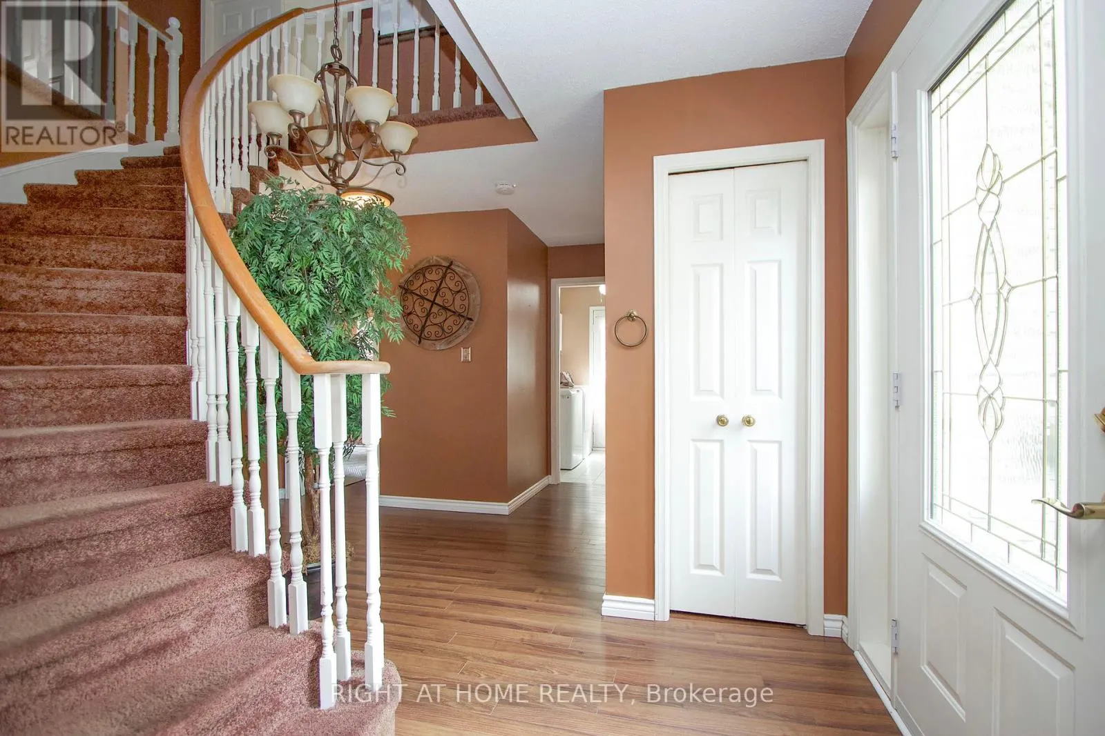 102 HIALEAH CRESCENT