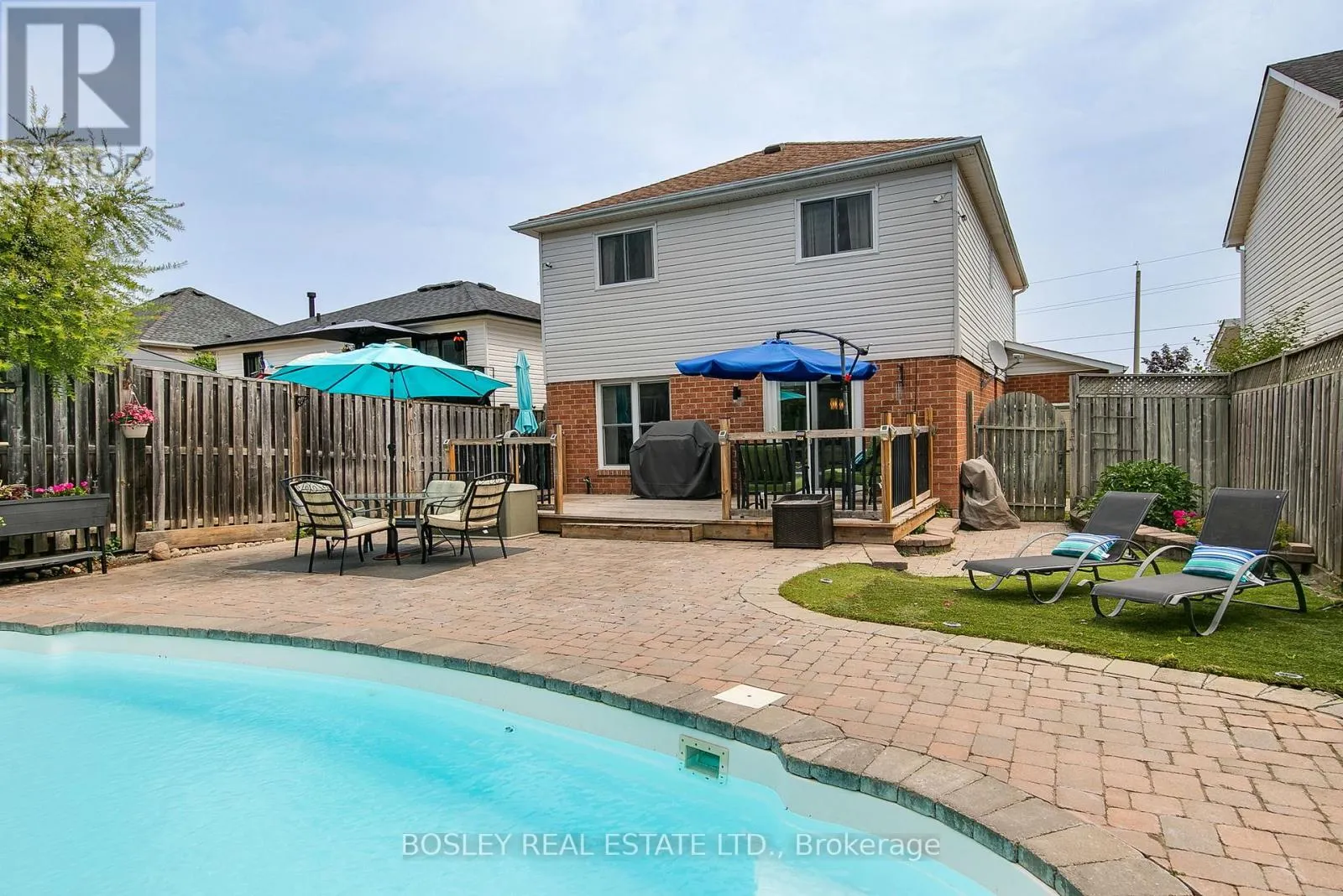 44 HOOPER SQUARE