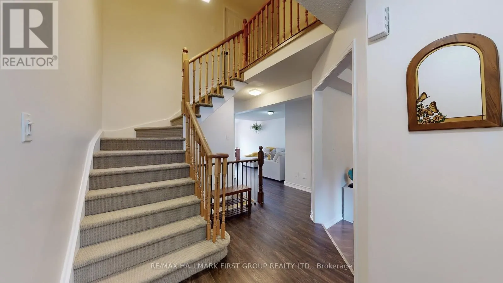 54 DAVIES CRESCENT