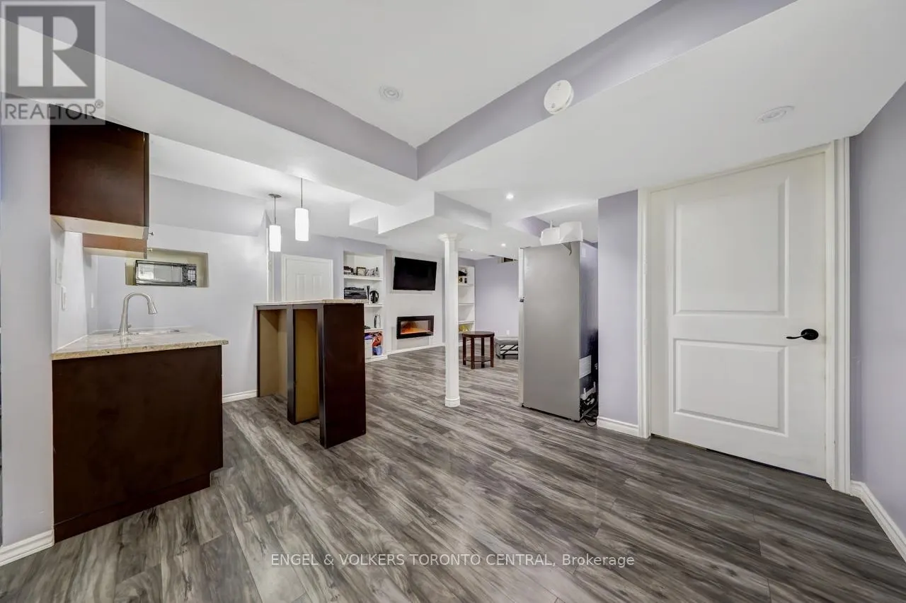 26 MCPHAIL AVENUE
